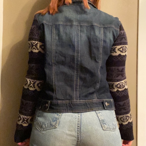Small Ardene Jean jacket with sweater arms - Picture 3 of 6